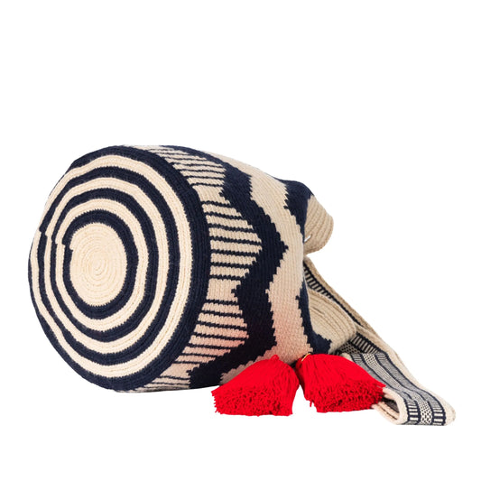 Darla medium beige, blue & red stripes Wayuu bag handcrafted by Colombian artisans