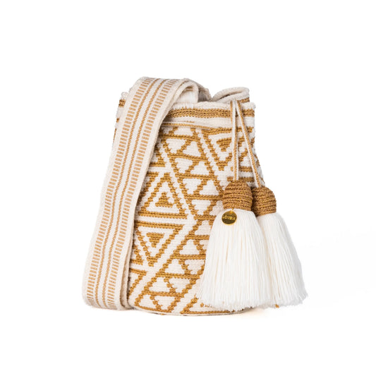 White and gold geometric Wayuu bag, handmade by indigenous artisans in Colombia
