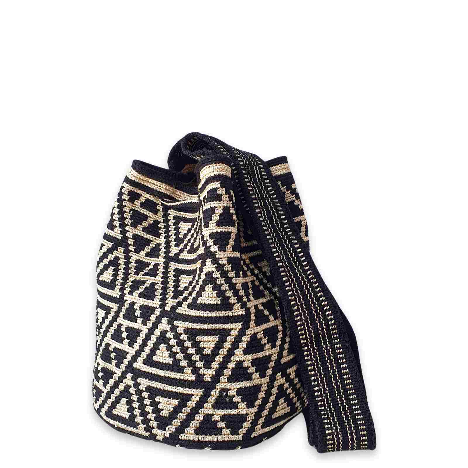 Medium Wayuu Bag 1221_88