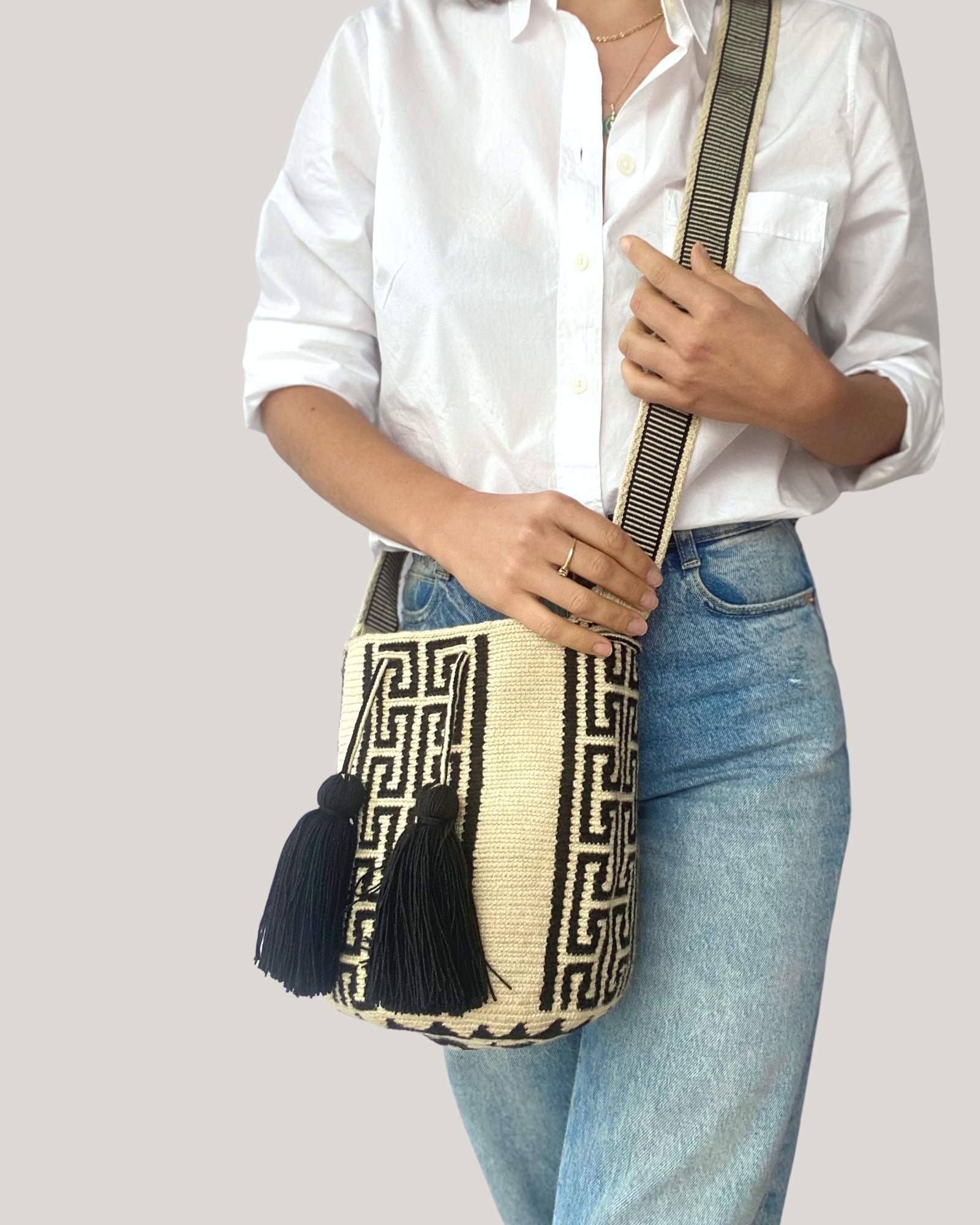 Colombian Wayuu Mochila Bag Ref 81