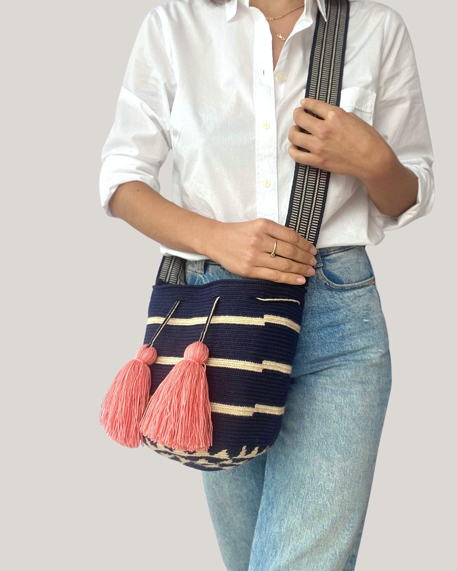 Colombian Wayuu Mochila Bag Ref 82